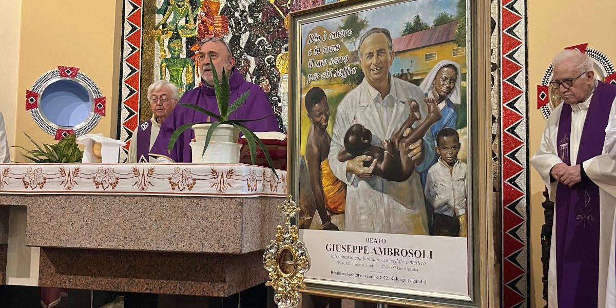 Las reliquias del beato P. Ambrosoli llegan a la Casa Madre
