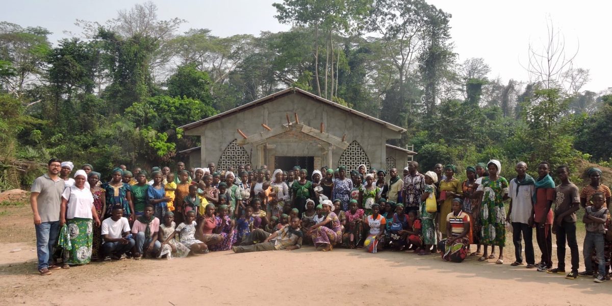 50 años en Mongoumba, Centroáfrica