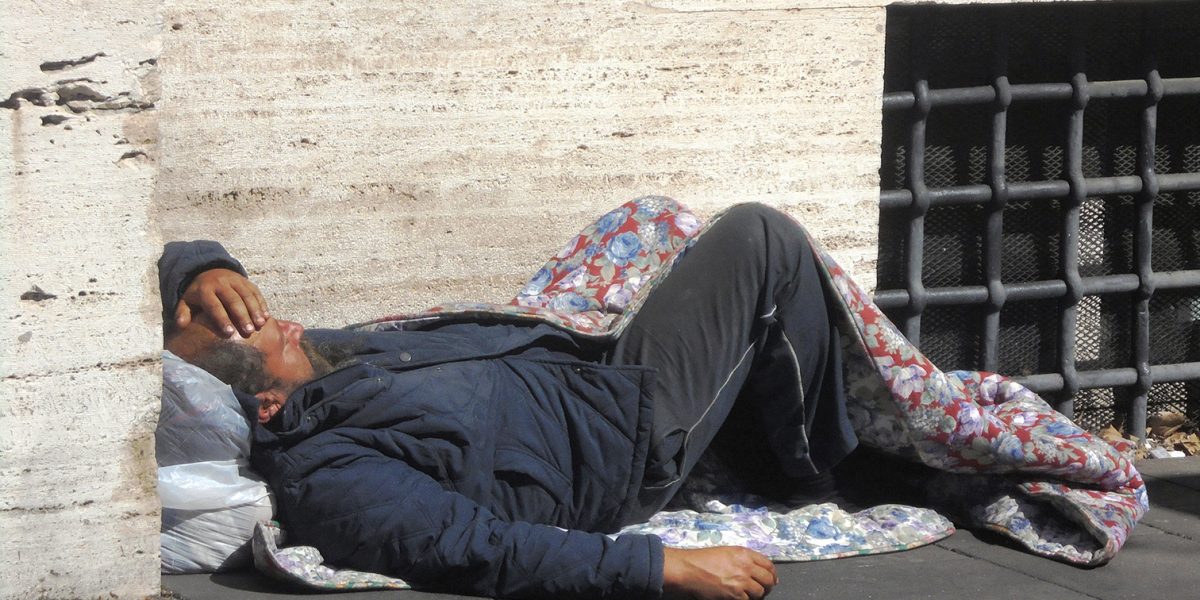 Tarea de Año Nuevo: Los pobres