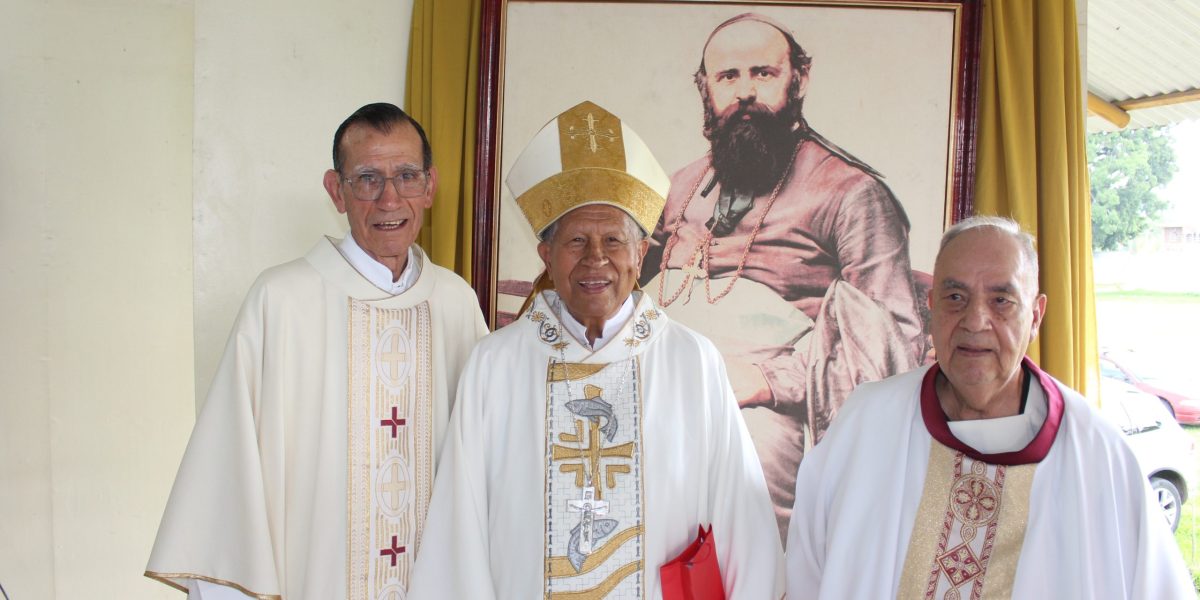 Gran fiesta en Sahuayo. 60 años de ordenación de los primeros combonianos formados en México